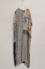 Load image into Gallery viewer, FLORAL W SLEEVE OP(22AW)_00-01