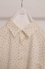Load image into Gallery viewer, DOT S/S SH / 001