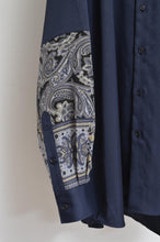 Load image into Gallery viewer, SILKY TWILL SHIRTS (PRINT) NAVY/02