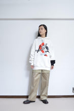 Load image into Gallery viewer, SLIT SLEEVE HOODIE (PRINT) / WHT/01_X