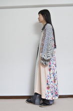 Load image into Gallery viewer, ROBE TRENCH COAT_FLORAL (02/here bespoke)_B