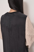 Load image into Gallery viewer, FLORAL W SLEEVE OP_007