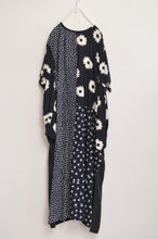 Load image into Gallery viewer, FLORAL W SLEEVE OP(22AW)_00-003