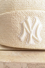 Load image into Gallery viewer, SWITCHING STRAW BEANIE CAP