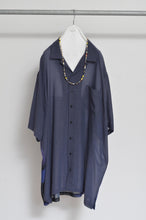 Load image into Gallery viewer, OPEN COLLAR SH_LONG_VOILE(02/NAV*YURI)_A