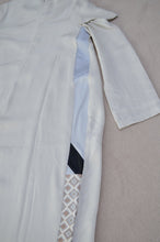 Load image into Gallery viewer, LINE W SLEEVE OP