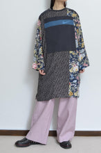 Load image into Gallery viewer, SWITCHING FLORAL OP_ASS*NAVY / C