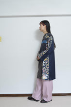 Load image into Gallery viewer, SWITCHING FLORAL OP_ASS*NAVY / C