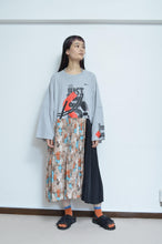 Load image into Gallery viewer, PLEATED TEE OP(PRINT)_X*00 / A