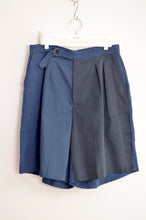Load image into Gallery viewer, CHINO WIDE TUCK SHORTS