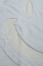 Load image into Gallery viewer, SMILE BACKPILE HOODIE / L.GRAY