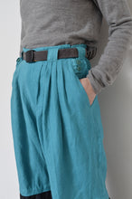 Load image into Gallery viewer, PLATED TUCK PT