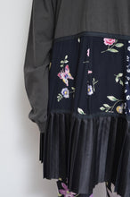 Load image into Gallery viewer, TIERED L/ST OP 00 / CHARCOAL