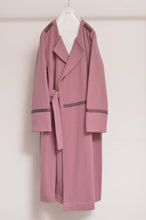 Load image into Gallery viewer, WOOL NO-COLLAR ROBE/PLUM