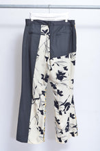 画像をギャラリービューアに読み込む, FLARED FLORAL PT 02 / ASS_B