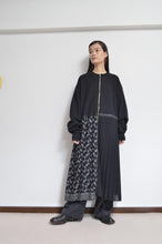 Load image into Gallery viewer, ZIP UP SWEAT OP BLK / 01