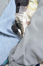 Load image into Gallery viewer, ROBE TRENCH COAT_FLORAL (01/here bespoke)