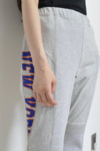 画像をギャラリービューアに読み込む, FLARED SWEAT PT / 01_GRAY