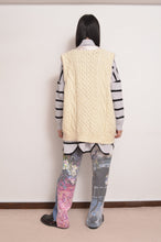 Load image into Gallery viewer, KNIT VEST C/D_WHITE