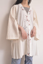 Load image into Gallery viewer, PLEATS C/D DOT_002