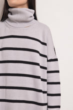 画像をギャラリービューアに読み込む, RIPPLE WAVE HEM KNIT P/O w/NECK PARTS_BORDER