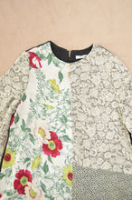 Load image into Gallery viewer, FLORAL W SLEEVE OP_006
