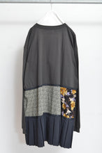 Load image into Gallery viewer, TIERED L/ST OP 01 / CHARCOAL_B