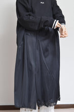 Load image into Gallery viewer, SLIP SWEAT SH OP_F