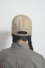 画像をギャラリービューアに読み込む, CUT AND CONNECTED TENCEL CAP / BEG