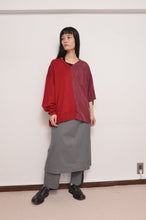 Load image into Gallery viewer, SEPARATE SHIRT (CENTER)