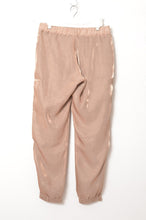 Load image into Gallery viewer, SHINY SATIN TRUCK PT