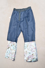 画像をギャラリービューアに読み込む, FLARED FLORAL PT 01 / ASS_A