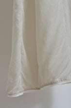 Load image into Gallery viewer, JAGGED OP / IVORY