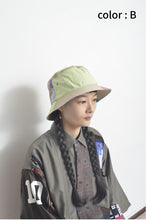 画像をギャラリービューアに読み込む, CUT AND CONNECTED TENCEL BUCKET HAT / BEG