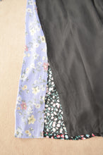 Load image into Gallery viewer, FLORAL W SLEEVE OP