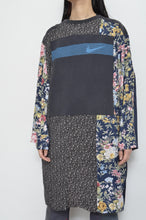 Load image into Gallery viewer, SWITCHING FLORAL OP_ASS*NAVY / C