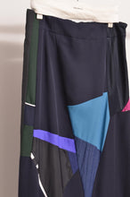 Load image into Gallery viewer, CUT AND CONNECTED TENCEL LONG SK / NAV01