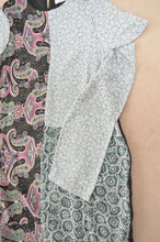 Load image into Gallery viewer, FLORAL W SLEEVE OP