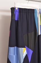 Load image into Gallery viewer, CUT AND CONNECTED TENCEL LONG SK / NAV01