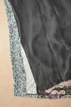 Load image into Gallery viewer, FLORAL W SLEEVE OP