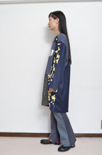 Load image into Gallery viewer, SWITCHING FLORAL OP_ASS*NAVY / B