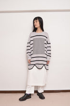 Load image into Gallery viewer, RIPPLE WAVE HEM KNIT P/O w/NECK PARTS(BORDER)