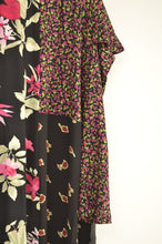 Load image into Gallery viewer, FLORAL W SLEEVE OP