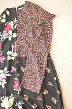 Load image into Gallery viewer, FLORAL W SLEEVE OP