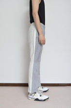 画像をギャラリービューアに読み込む, FLARED SWEAT PT / 02_GRAY