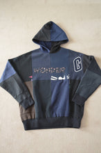 Load image into Gallery viewer, fab-graph SWITCHING HOODIE_"WONDER"