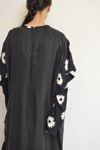 Load image into Gallery viewer, FLORAL W SLEEVE OP(22AW)_00-003