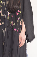 Load image into Gallery viewer, PLEATS C/D BLACK_001