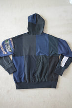 Load image into Gallery viewer, SWITCHING HOODIE