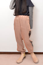 Load image into Gallery viewer, SHINY SATIN TRUCK PT